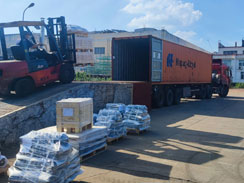  沃爾華集團一批挖掘機配件出口南美地區(qū)